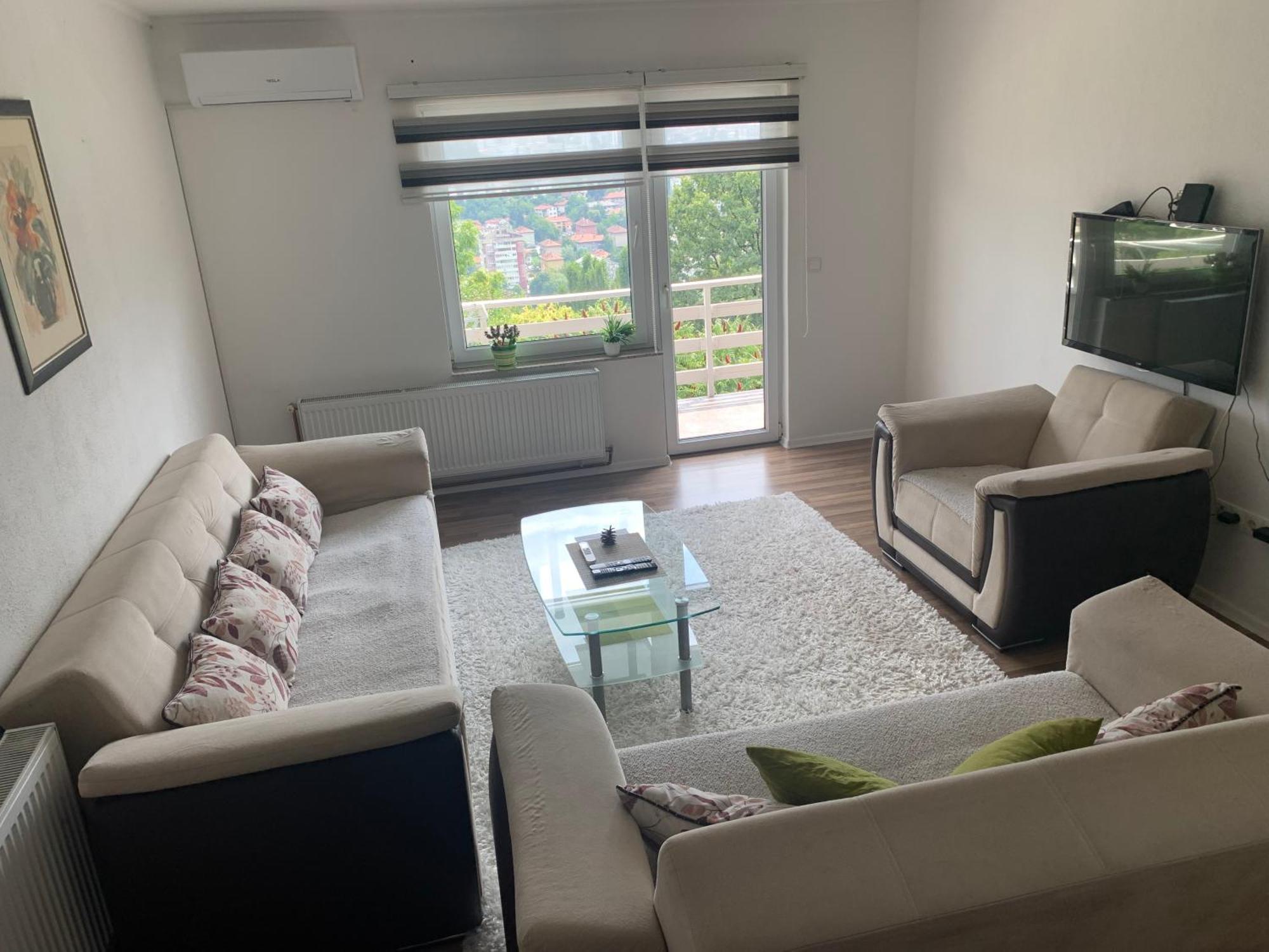 Stan Na Dan Memic Apartment Сараево Екстериор снимка